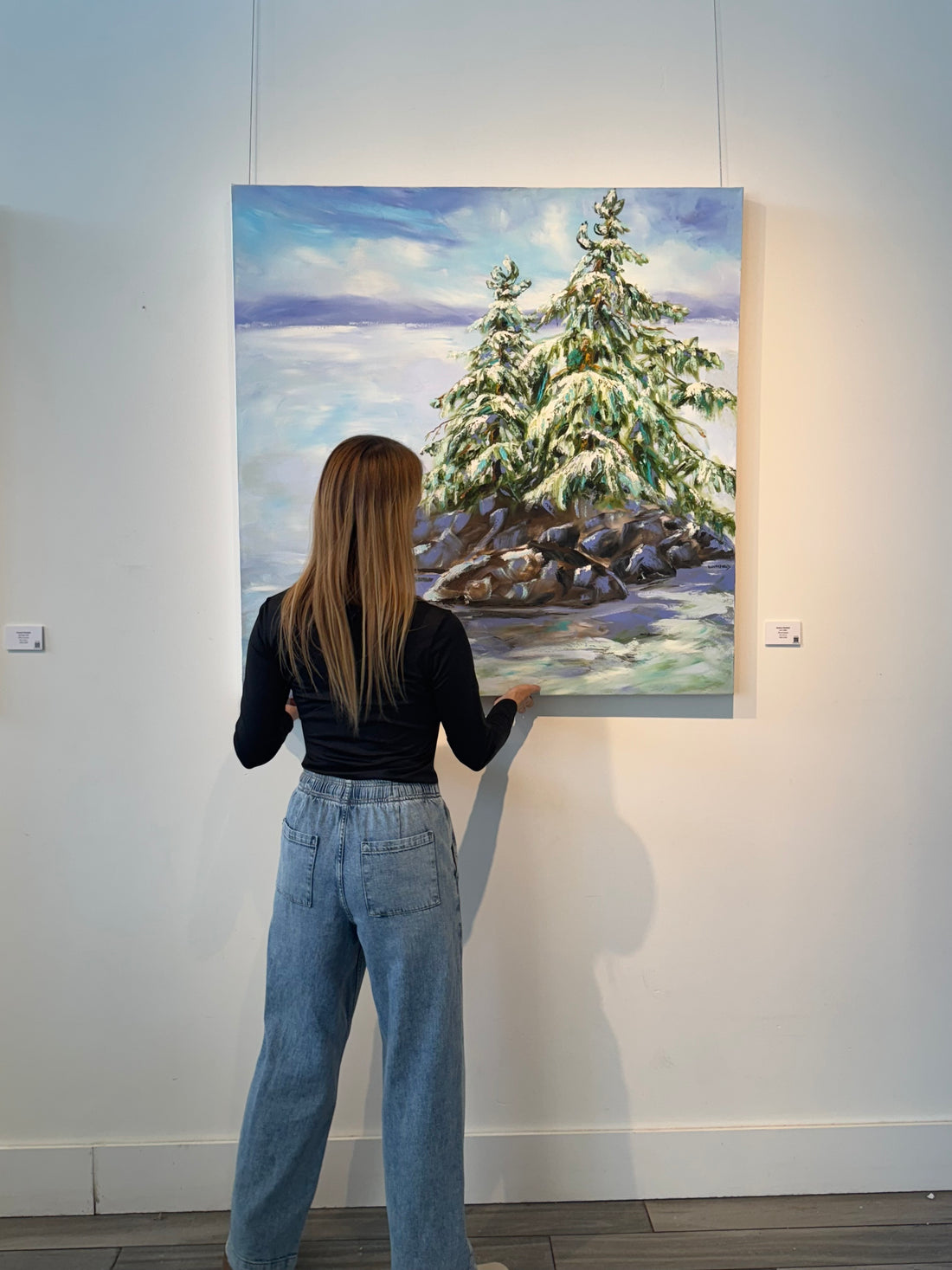 Just Chillin’, 42" x 42" - Kefi Art Gallery